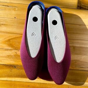 Rothy’s the almond demi in black cherry